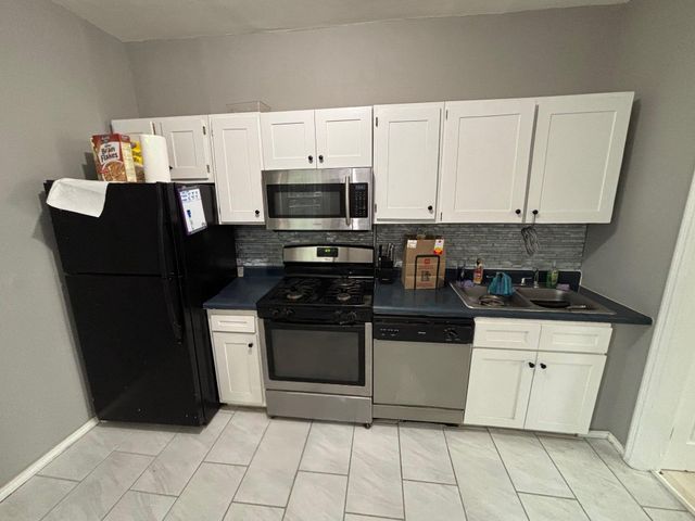 2420 N CLEVELAND ST, Philadelphia, PA 19132