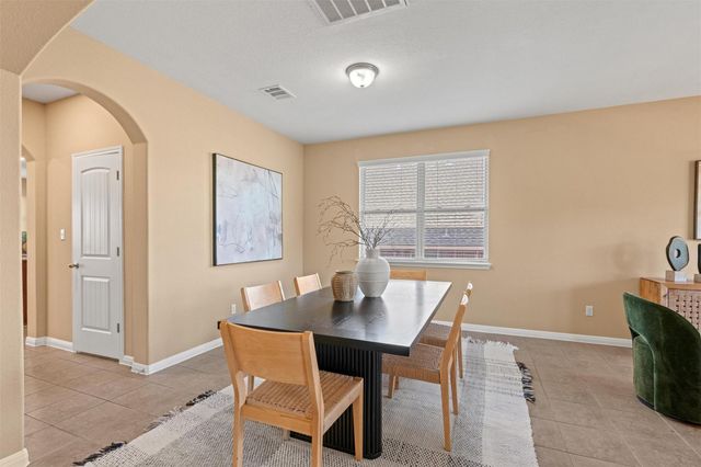 401 Silver TRL, Round Rock, TX 78664