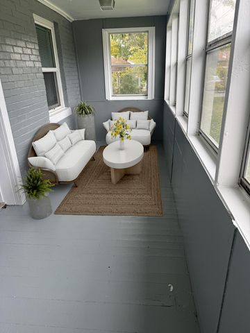 729 Vine Street, Lockport, IL 60441