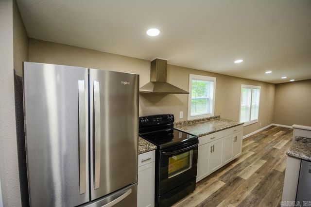 1036 Tippitt Road, Austin, AR 72007