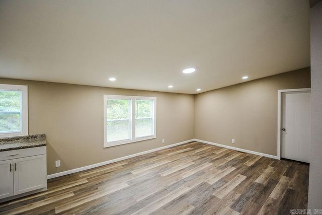 1036 Tippitt Road, Austin, AR 72007