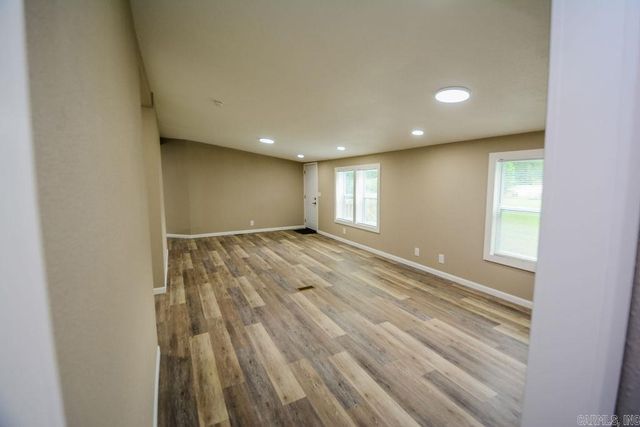 1036 Tippitt Road, Austin, AR 72007