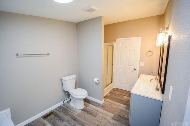 1036 Tippitt Road, Austin, AR 72007