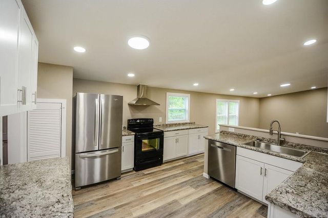 1036 Tippitt Road, Austin, AR 72007