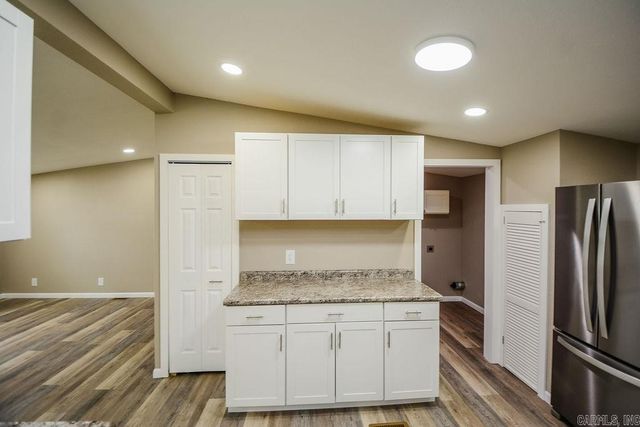 1036 Tippitt Road, Austin, AR 72007