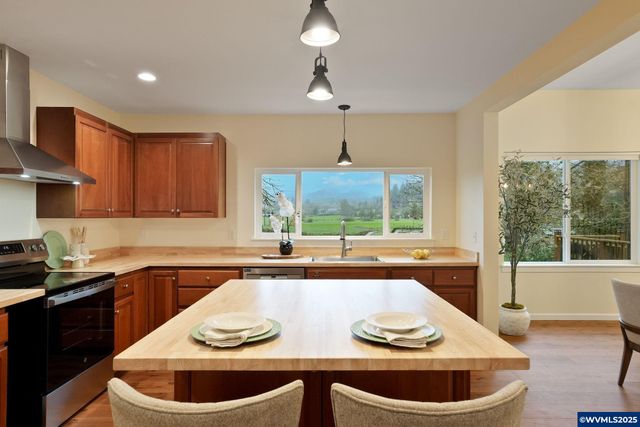 5520 NW Shasta Av, Corvallis, OR 97330