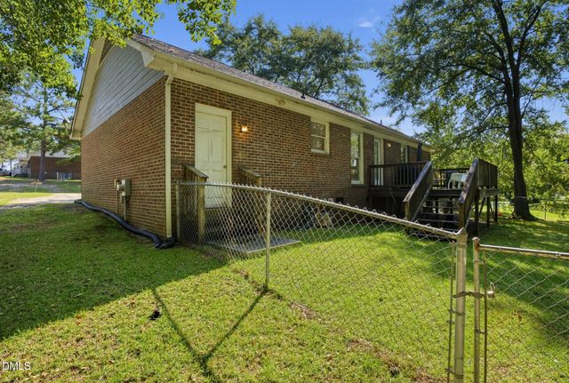 3331 Hunting Bay Drive, Spring Lake, NC 28390