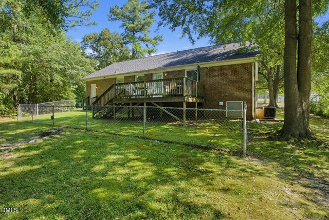 3331 Hunting Bay Drive, Spring Lake, NC 28390