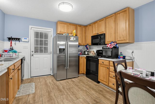 3331 Hunting Bay Drive, Spring Lake, NC 28390