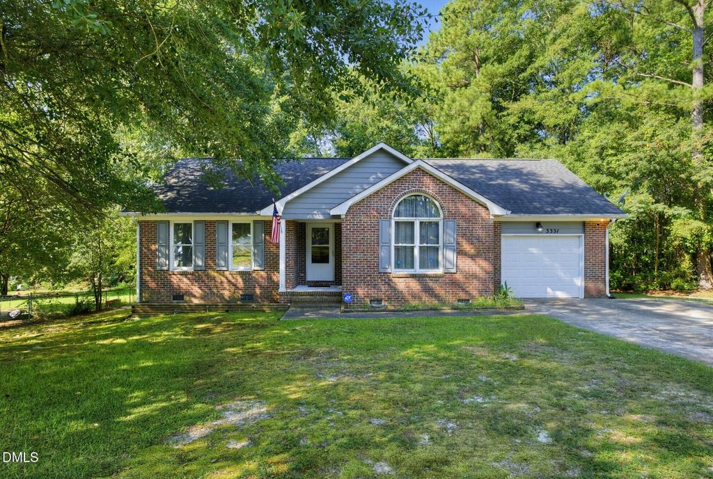 3331 Hunting Bay Drive, Spring Lake, NC 28390