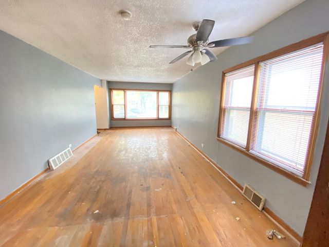 14210 S Wabash Avenue, Riverdale, IL 60827