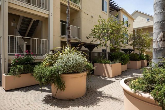 2255 Showers Drive 164, Mountain View, CA 94040