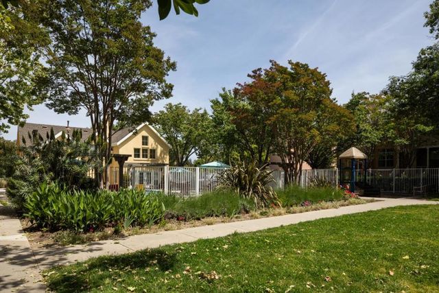 2255 Showers Drive 164, Mountain View, CA 94040