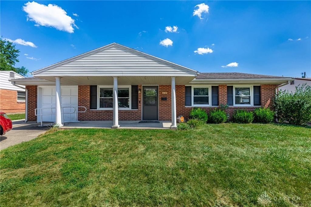 701 Mount Vernon Drive, Xenia, OH 45385