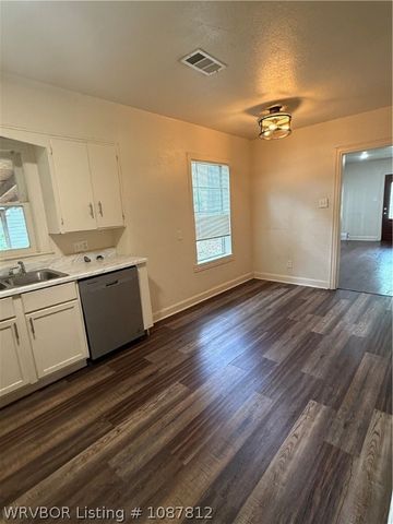 1311 N 38th Street, Fort Smith, AR 72904