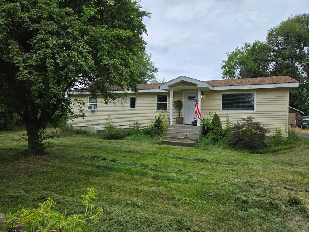 6811 N Altamont St, Spokane, WA 99217