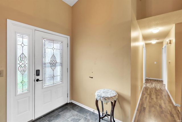 9126 Redfield Drive, Fort Wayne, IN 46819