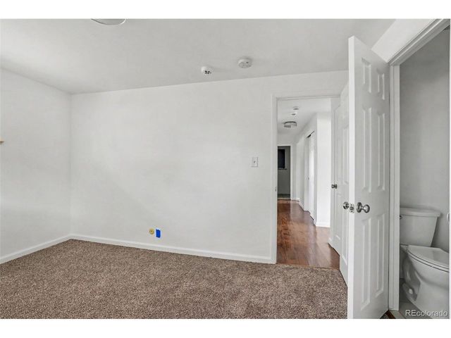 4636 Estes St, Wheat Ridge, CO 80033