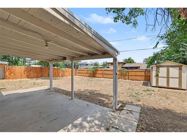4636 Estes St, Wheat Ridge, CO 80033