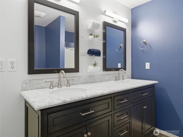 9523 200th Street E, Graham, WA 98338