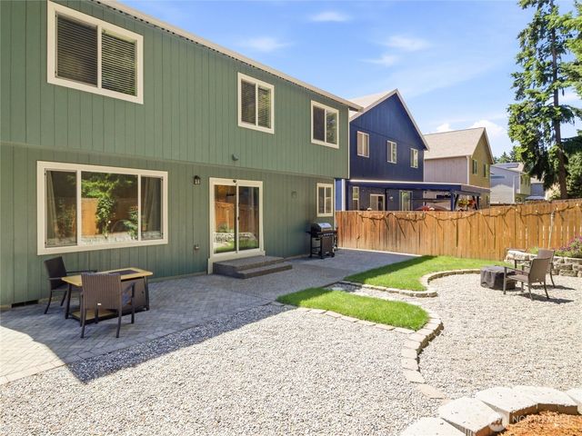 9523 200th Street E, Graham, WA 98338