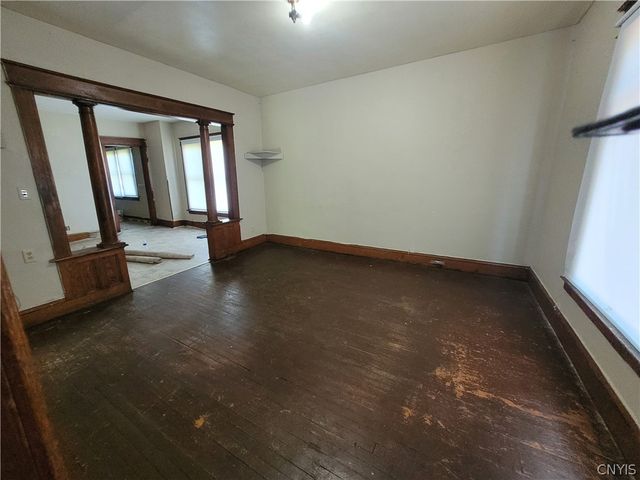1322 South Avenue 24, Syracuse, NY 13207