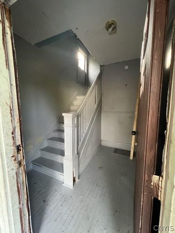 1322 South Avenue 24, Syracuse, NY 13207