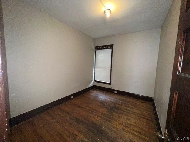 1322 South Avenue 24, Syracuse, NY 13207