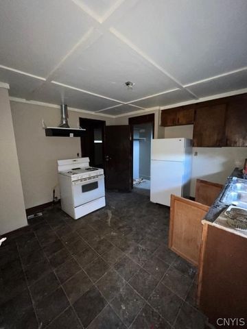 1322 South Avenue 24, Syracuse, NY 13207