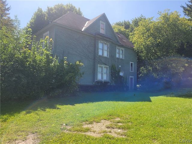 1322 South Avenue 24, Syracuse, NY 13207