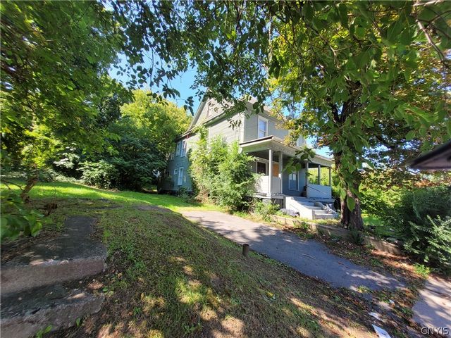 1322 South Avenue 24, Syracuse, NY 13207