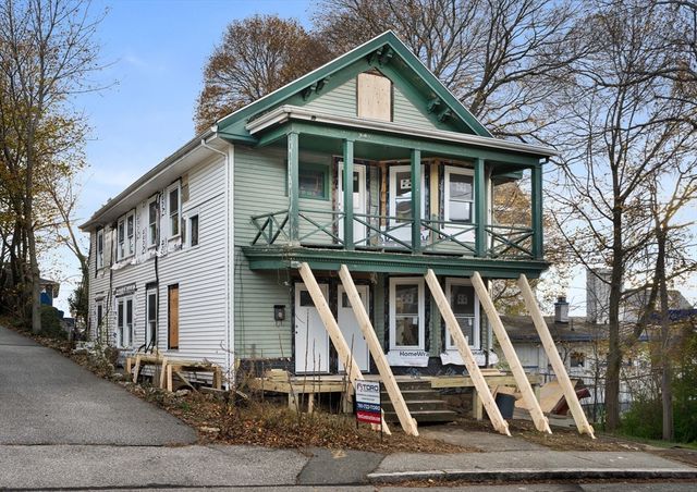 7 Davis St 1, Woburn, MA 01801