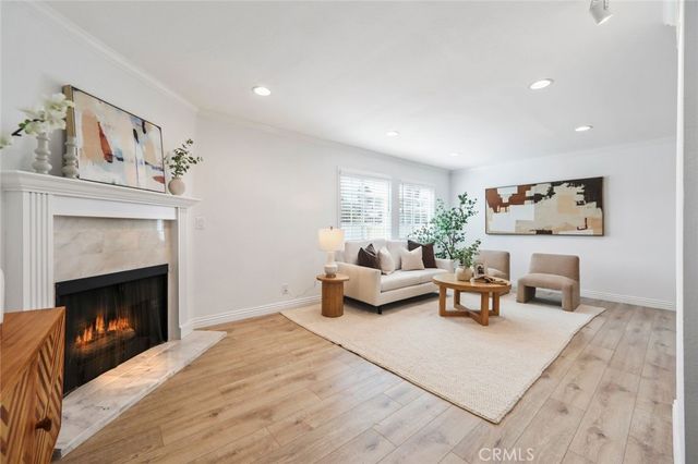 4189 Vineland 120, Studio City, CA 91602