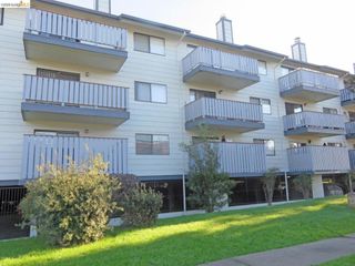 325 Valle Vista Ave 117, Hayward, CA 94544