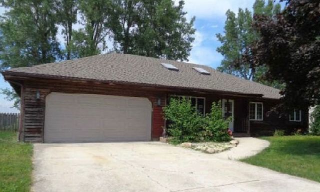1023 W Longfellow Drive, Manteno, IL 60950