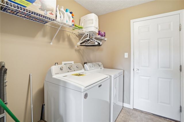 2571 Sunset Maple Dr., Tipp City, OH 45371