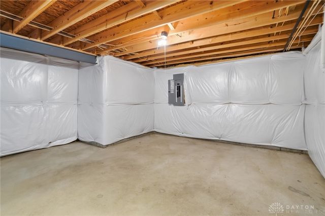 2571 Sunset Maple Dr., Tipp City, OH 45371