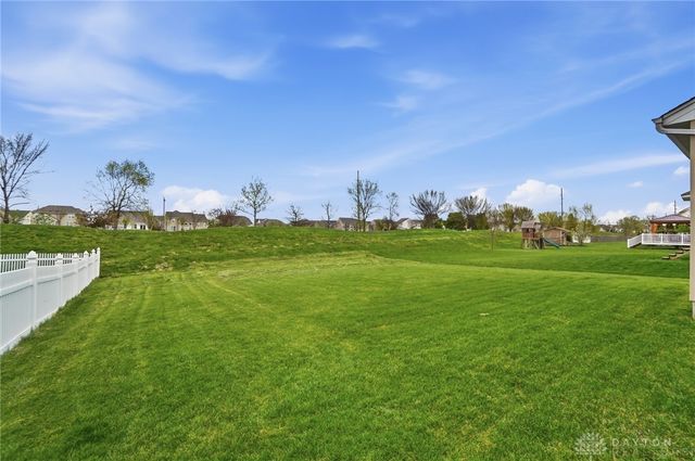 2571 Sunset Maple Dr., Tipp City, OH 45371