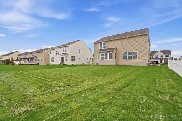 2571 Sunset Maple Dr., Tipp City, OH 45371