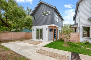 5305 Ledesma RD 4, Austin, TX 78721
