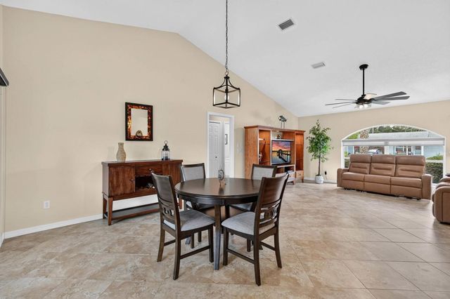 40 FLAMINGO DRIVE, Palm Coast, FL 32137