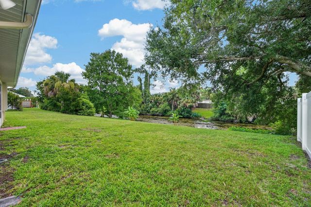 40 FLAMINGO DRIVE, Palm Coast, FL 32137