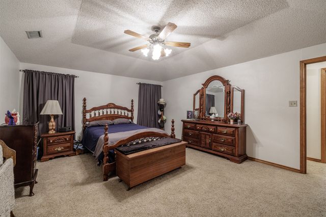 875 Harlan Road, Combine, TX 75159