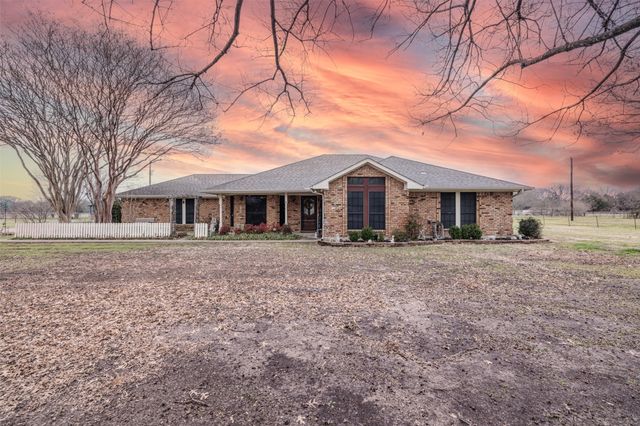 875 Harlan Road, Combine, TX 75159