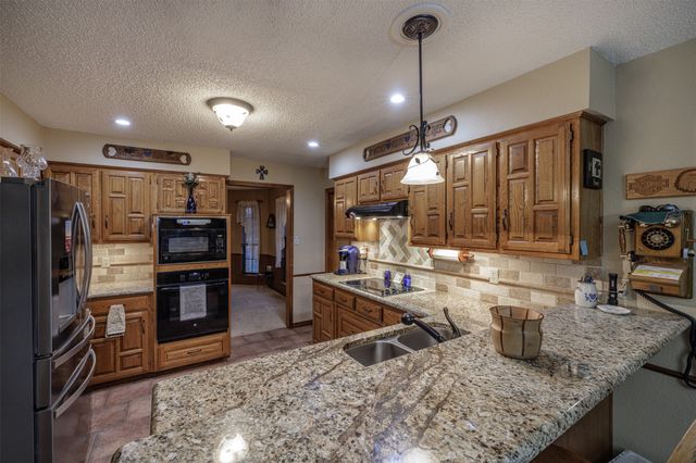 875 Harlan Road, Combine, TX 75159