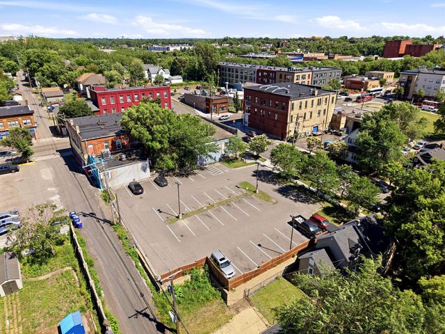 871 Payne Avenue, Saint Paul, MN 55130