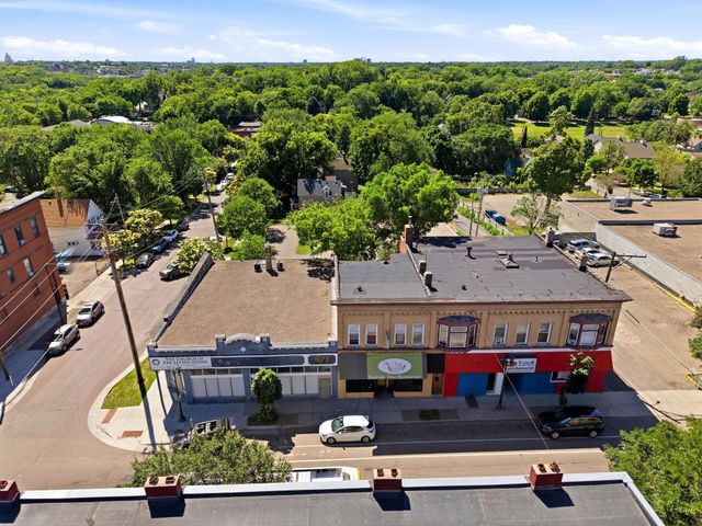 871 Payne Avenue, Saint Paul, MN 55130
