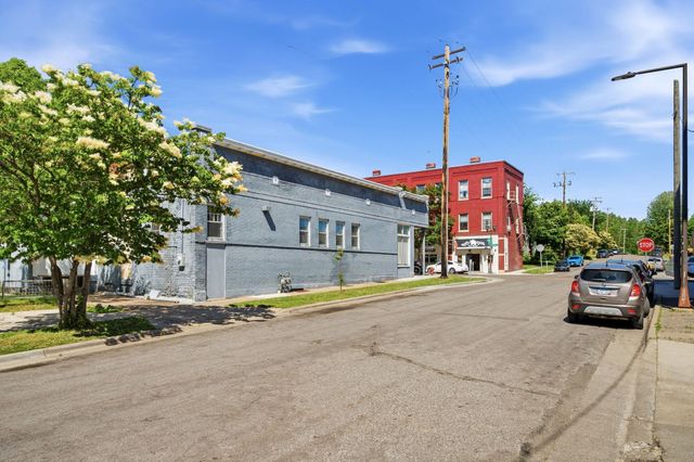 871 Payne Avenue, Saint Paul, MN 55130