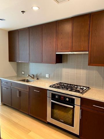 580 Washington St 604, Boston, MA 02111