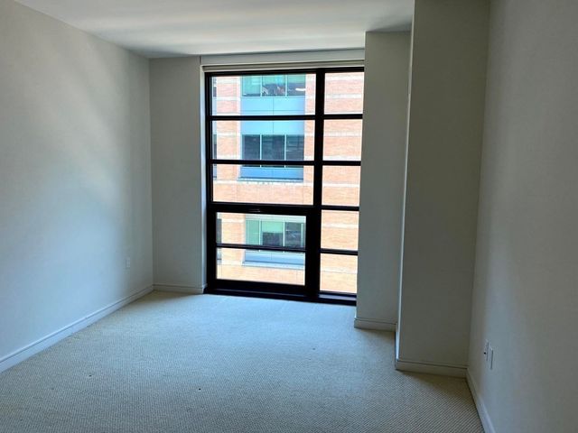 580 Washington St 604, Boston, MA 02111